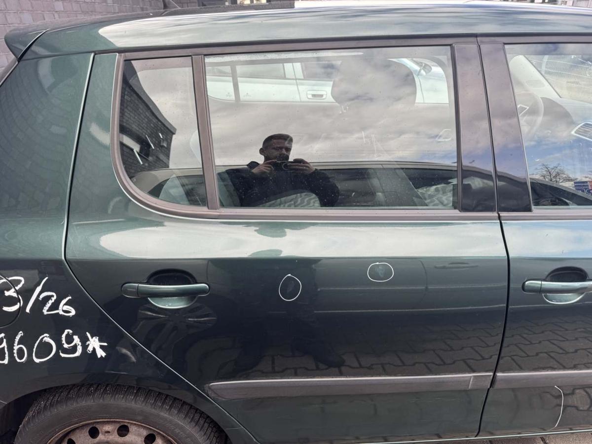 Skoda Fabia 2 original T&uuml;r hinten rechts LF6K Highland Gr&uuml;n Flie&szlig;heck Rohbau Bj.2008